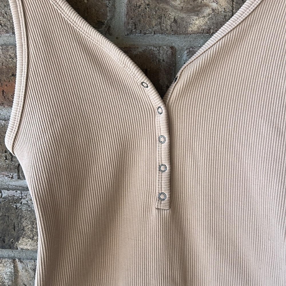 Abercrombie & Fitch tan beige ribbed bodysuit size small soft A & F collection - Picture 3 of 6